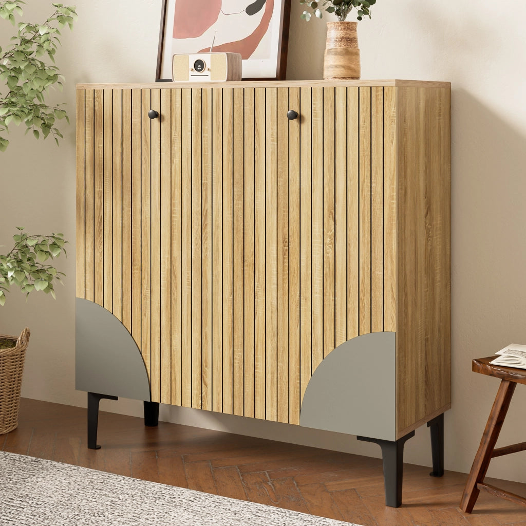 Mobile Scarpiera con 3 Ante e Ripiani; Struttura Verticale; Stile Moderno; in Truciolare; 90×32×94 cm; Legno