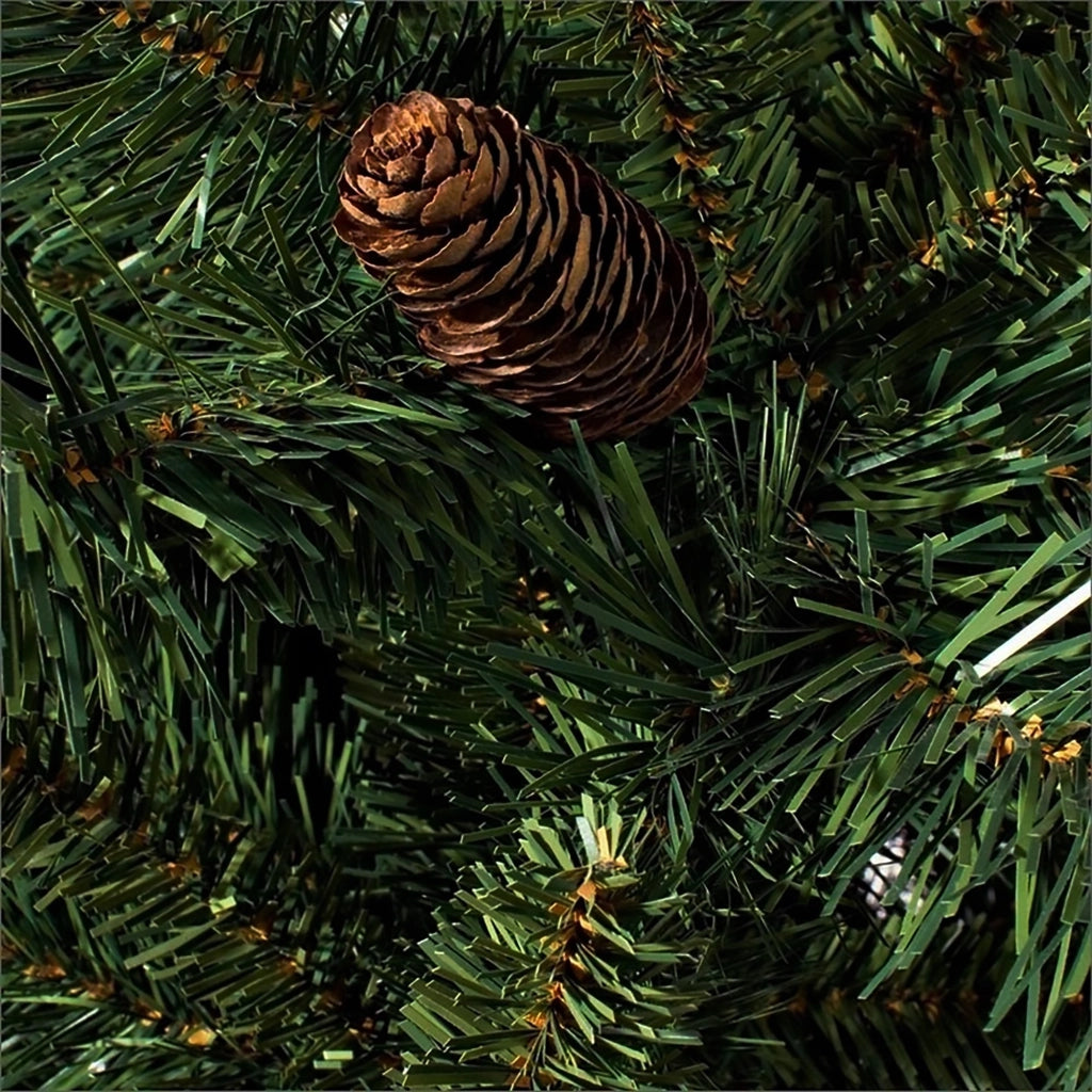 Albero di Natale Camden, Albero artificiale extra folto, Albero effetto reale in PVC con Pigne incluse, 1486 rami, Altezza cm 240