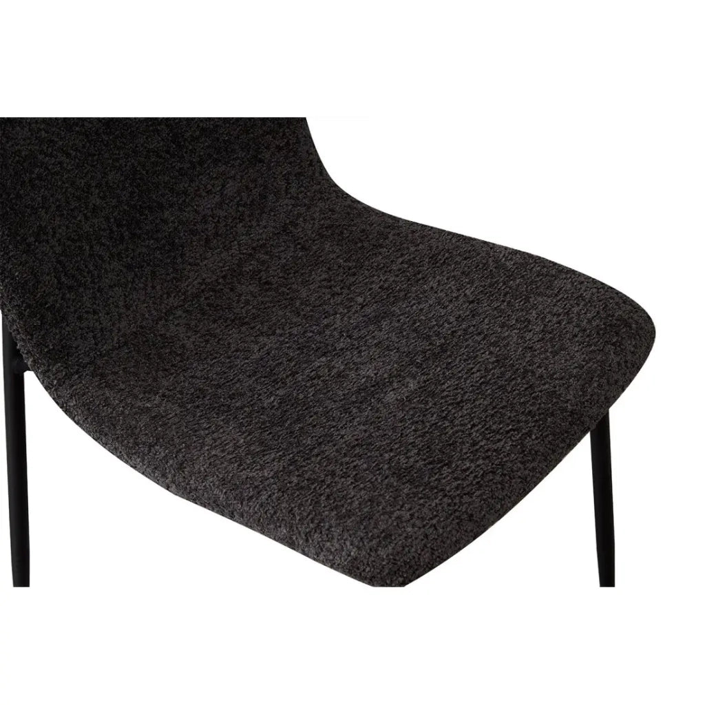 Sedia ALICE – Tessuto bouclé grigio e gambe in metallo nero – Eleganza e comfort moderno