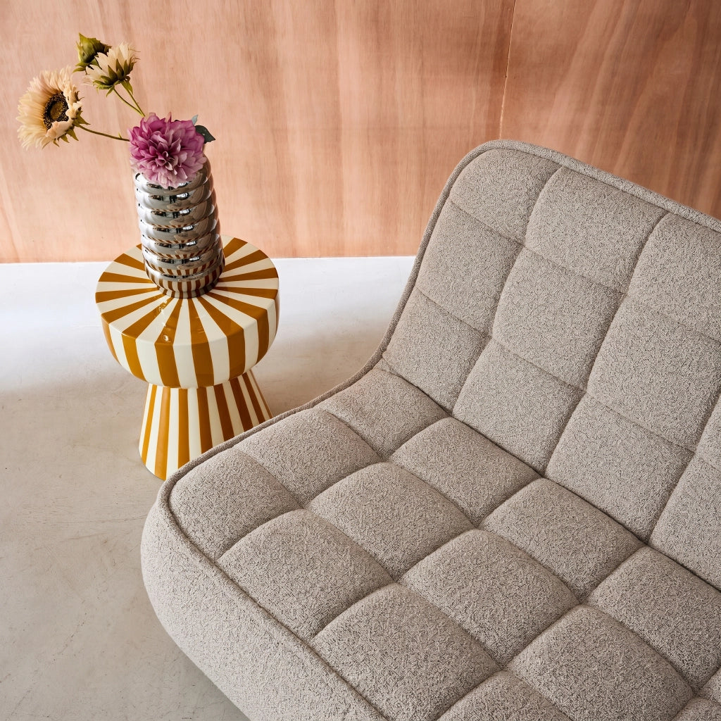 Poltrona in bouclé testurizzato, 2 posti, beige