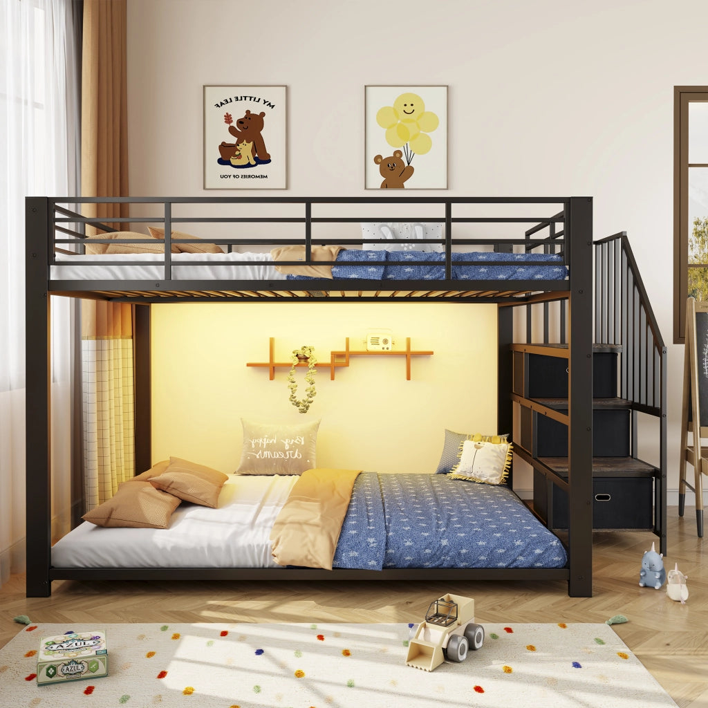 Letto a castello 140x200 cm in metallo e MDF con scala contenitore; LED e prese; nero