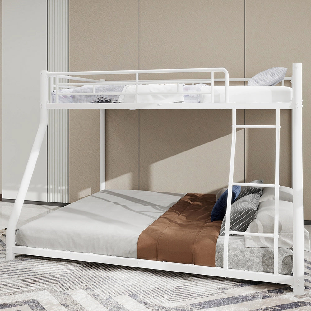 Letto metallico Twin Over Full - Xylo - con scala e parapetti, antiscivolo