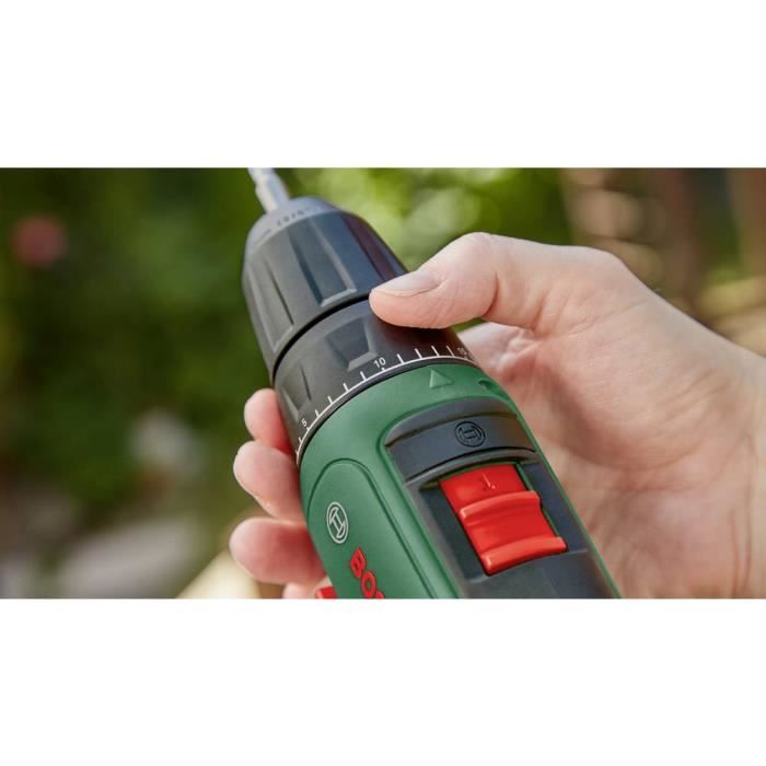 Kit trapano/avvitatore a batteria Bosch EasyDrill 18V-40 per casa e giardino