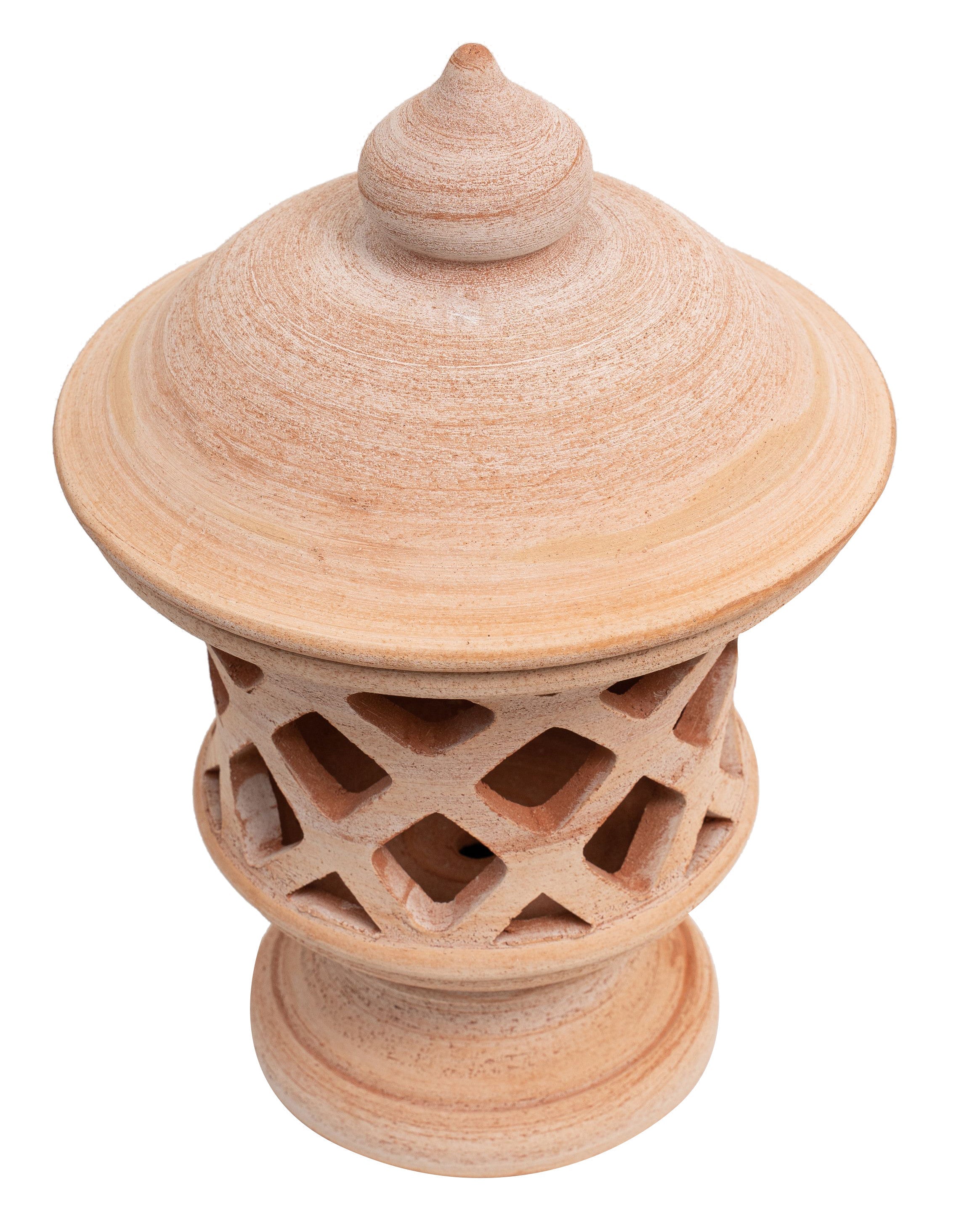Biscottini Lanterna Terracotta 100% made in Italy interamente lavorata a mano al tornio Porta candele per la casa L30XPR30XH46 CM