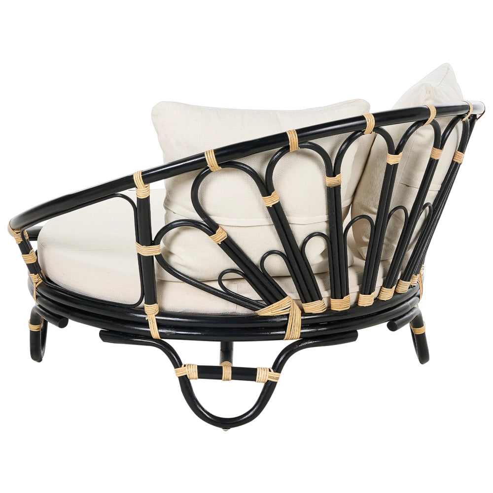 Set di 2 lettini da esterno in rattan beige con cuscini neri resistenti stile boho tradizionale