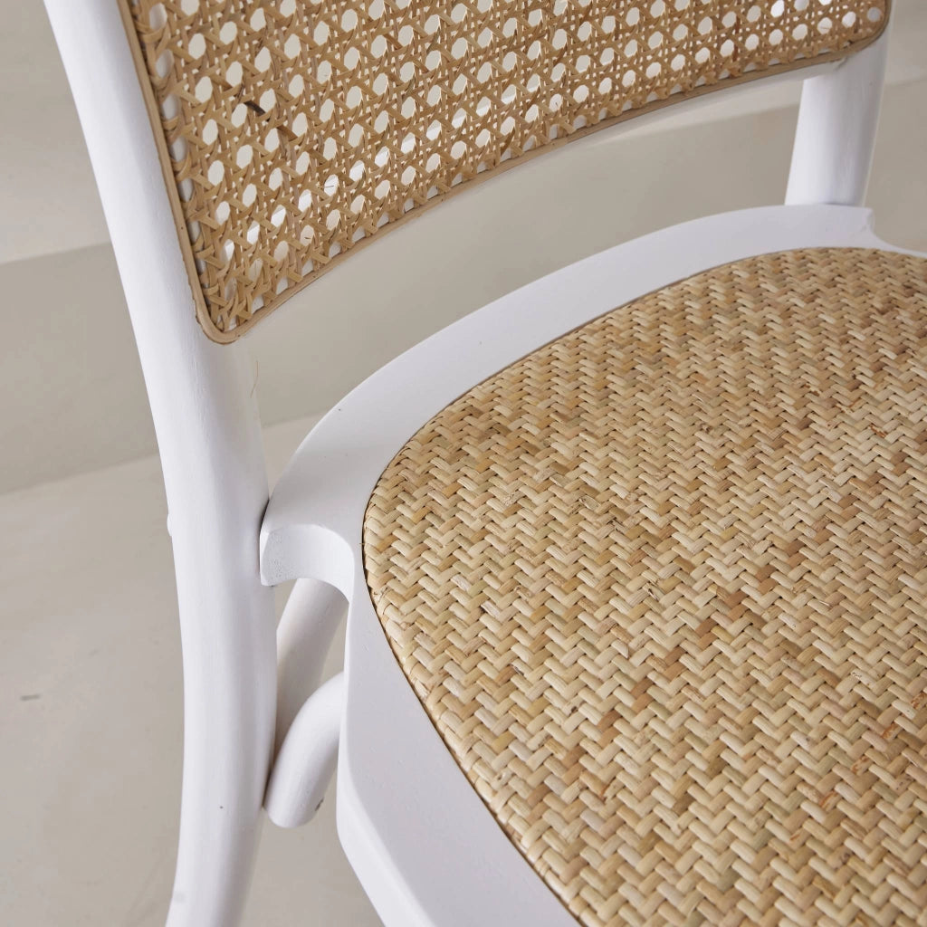 Set di 2 sedie vintage in legno e rattan, bianco