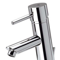 Miscelatore per lavabo dotato di scarico, serie suvi. serie minimalista raffinata e funzionale per ottenere il massimo confort