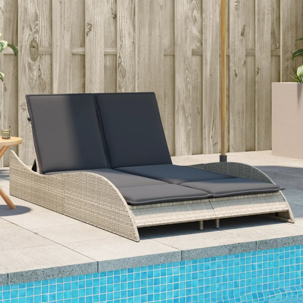Sdraio da giardino | Lettino con Cuscini Grigio Chiaro 114x205x73 cm in Polyrattan