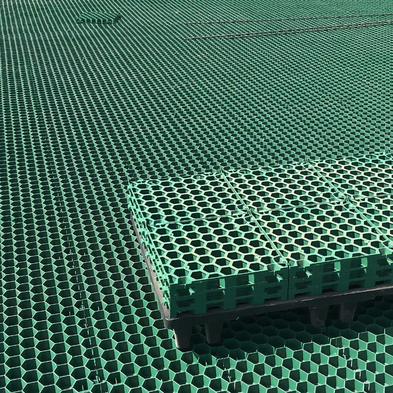 PIASTRE ESTERNO GREEN PARKING VERDE 40X40 DI ARCA