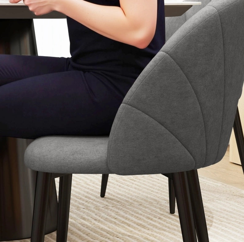 Set 4 sedie da cucina grigio scuro con gambe in acciaio