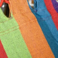 Amaca da Giardino Pieghevole con Supporto Curvo in Metallo Epossidico, Carico max. 120 Kg, Multicolore