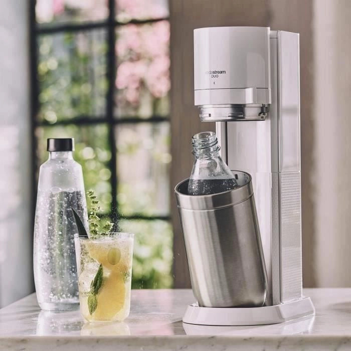 SODASTREAM DUOBICB - Macchina DUO bianca Confezione 4 bottiglie (2 decanter DUO + 2 Fusibile LV) + 1 bombola di scambio CQC