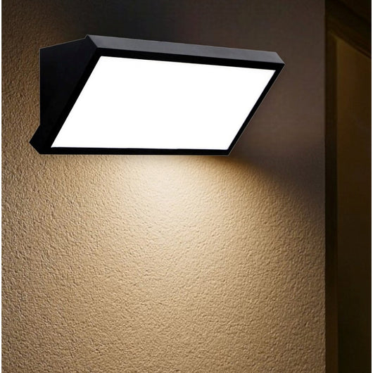 APPLIQUE CREEK NERO 20 W 2700-3300-4000K LED