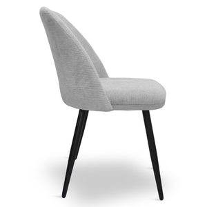 Sedia da sala pranzo Kety in microfibra grigio chiaro con gambe in metallo nero