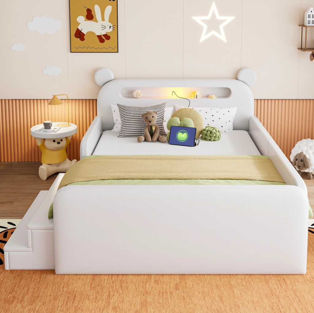 Letto imbottito per bambini 140x200 cm con testiera a forma di orso; USB e contenitore; bianco