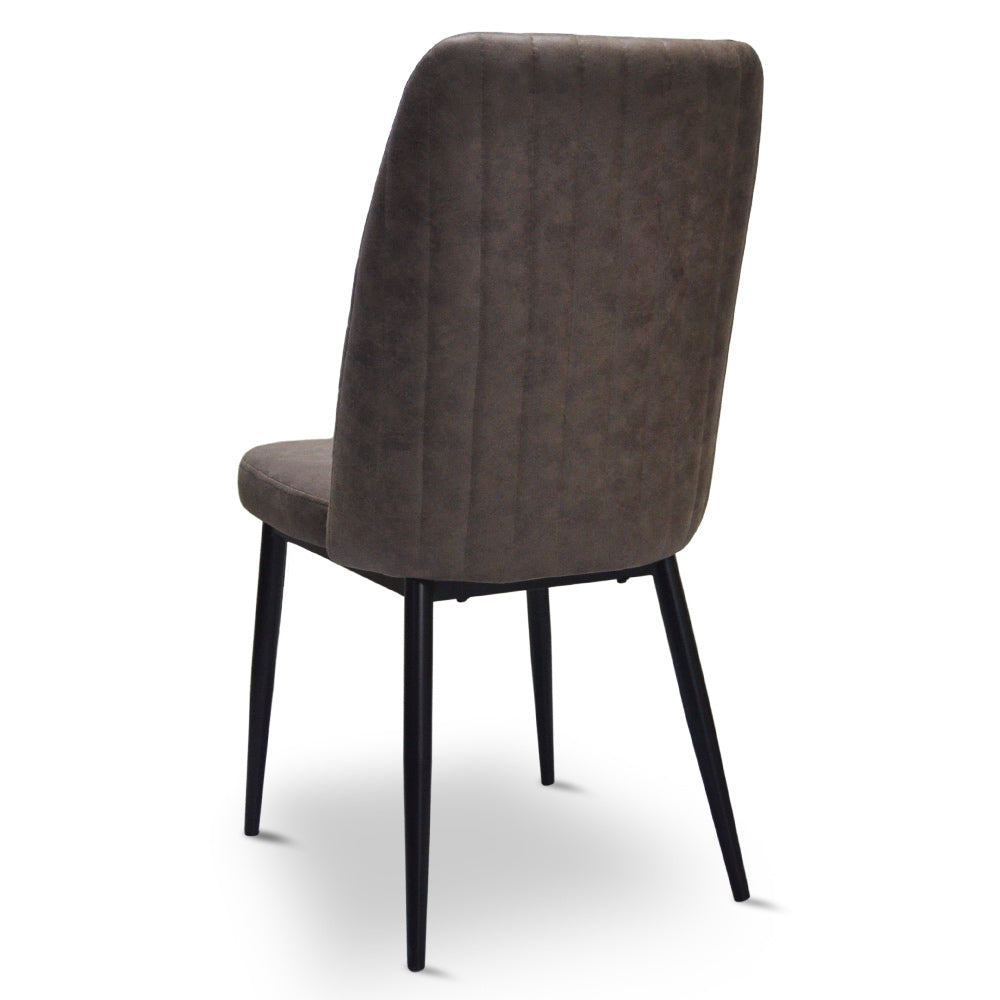 Sedia da sala pranzo Alma in microfibra nabuk marrone con gambe in metallo nero