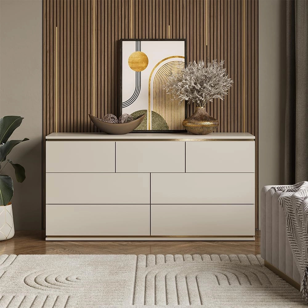 Cassettiera per camera da letto Linette, Cachemire, 139.8 x 70 cm con 7 cassetti, Meccanismo push-to-open per un'apertura silenziosa