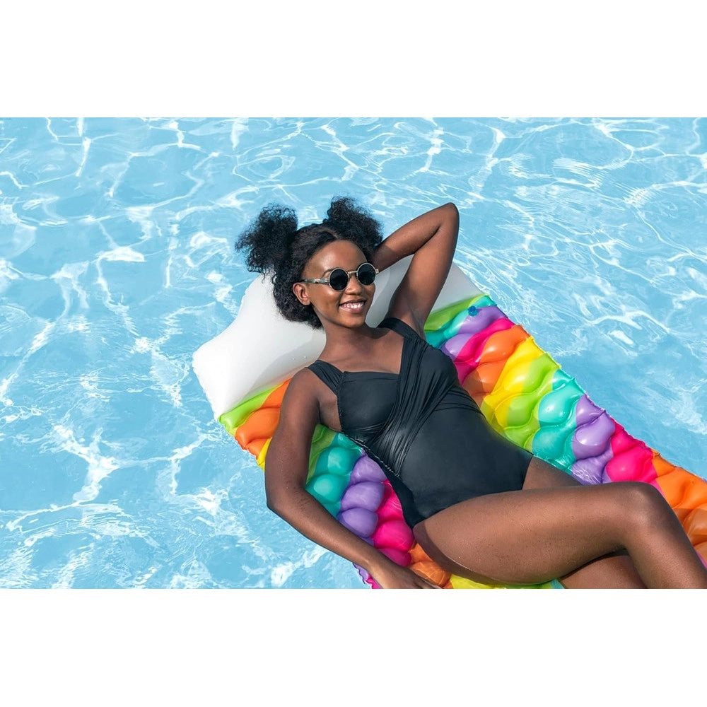 Trade Shop - Materassino Arrotolabile Fashion Rainbow Dreams Arcobaleno Con Cuscino Forma Nuvola 44107 -