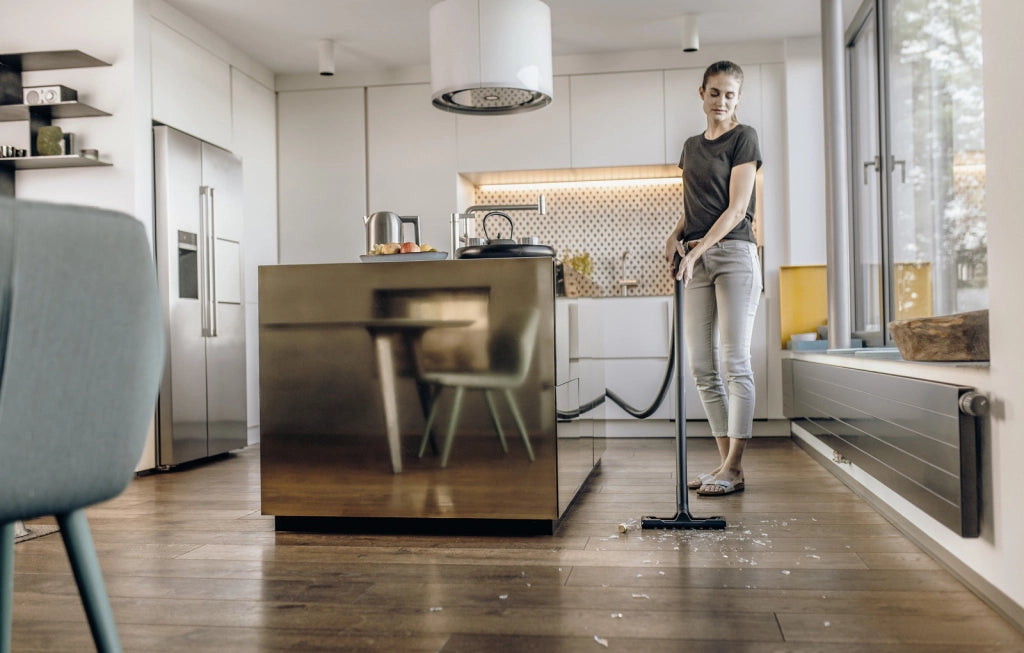 KARCHER Bidone aspiratutto KWD 1 V-12/2/18 - Potenza assorbita: 1000 W - Potenza di aspirazione*: 220 W - Aspirazione: max. 220 mbar