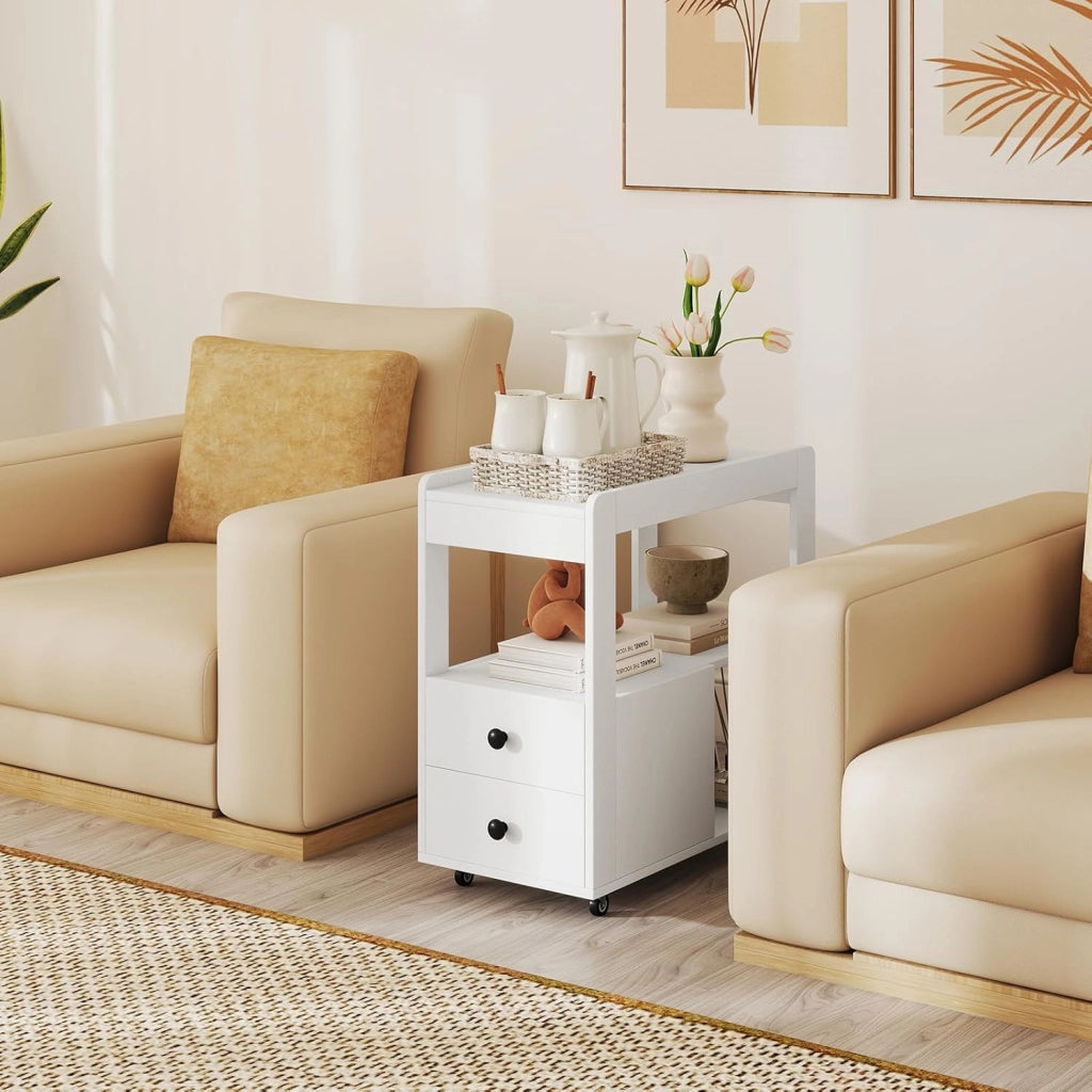 Tavolino da Salotto, Tavolino Moderno Laterale a 2 Cassetti con Ripiani Aperti e Ruote Universali Bloccabili, Tavolo Stretto per Soggiorno, Camera da Letto e Ufficio (Bianco)