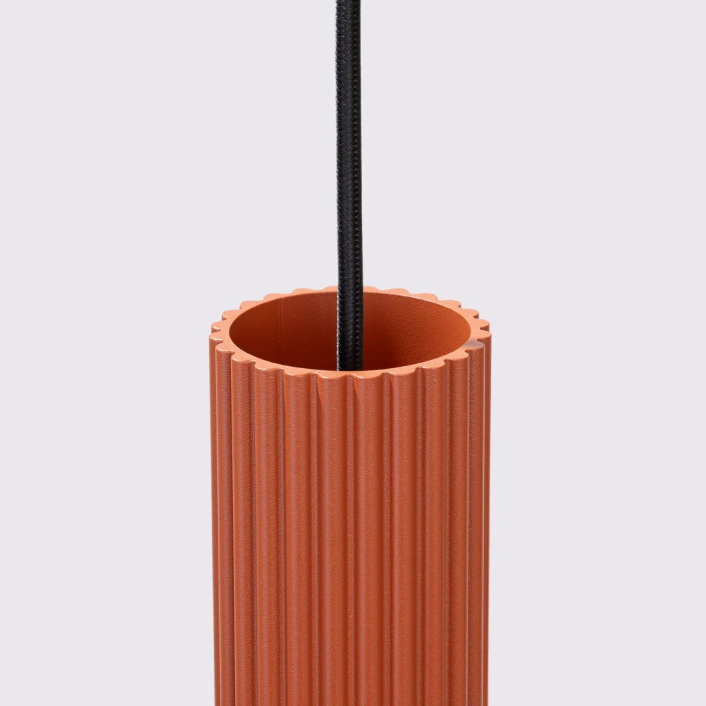 Lampada a sospensione KARBON 1 rosso ocra