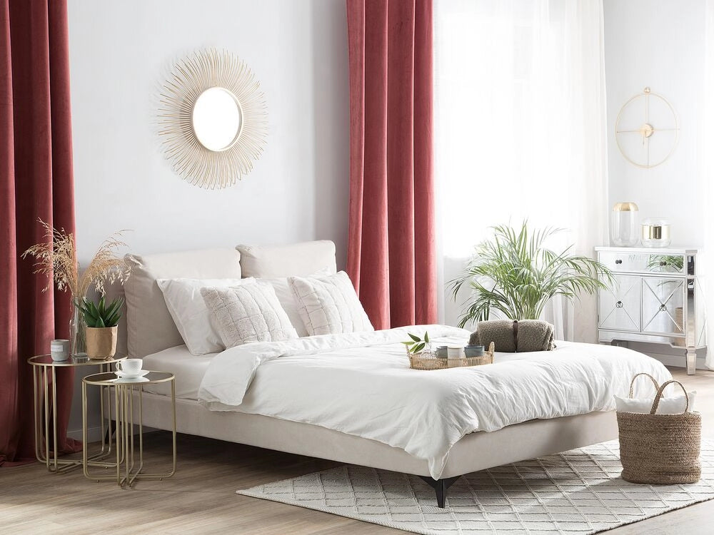 Letto imbottito moderno in ciniglia beige 180 x 200 cm con rete a doghe