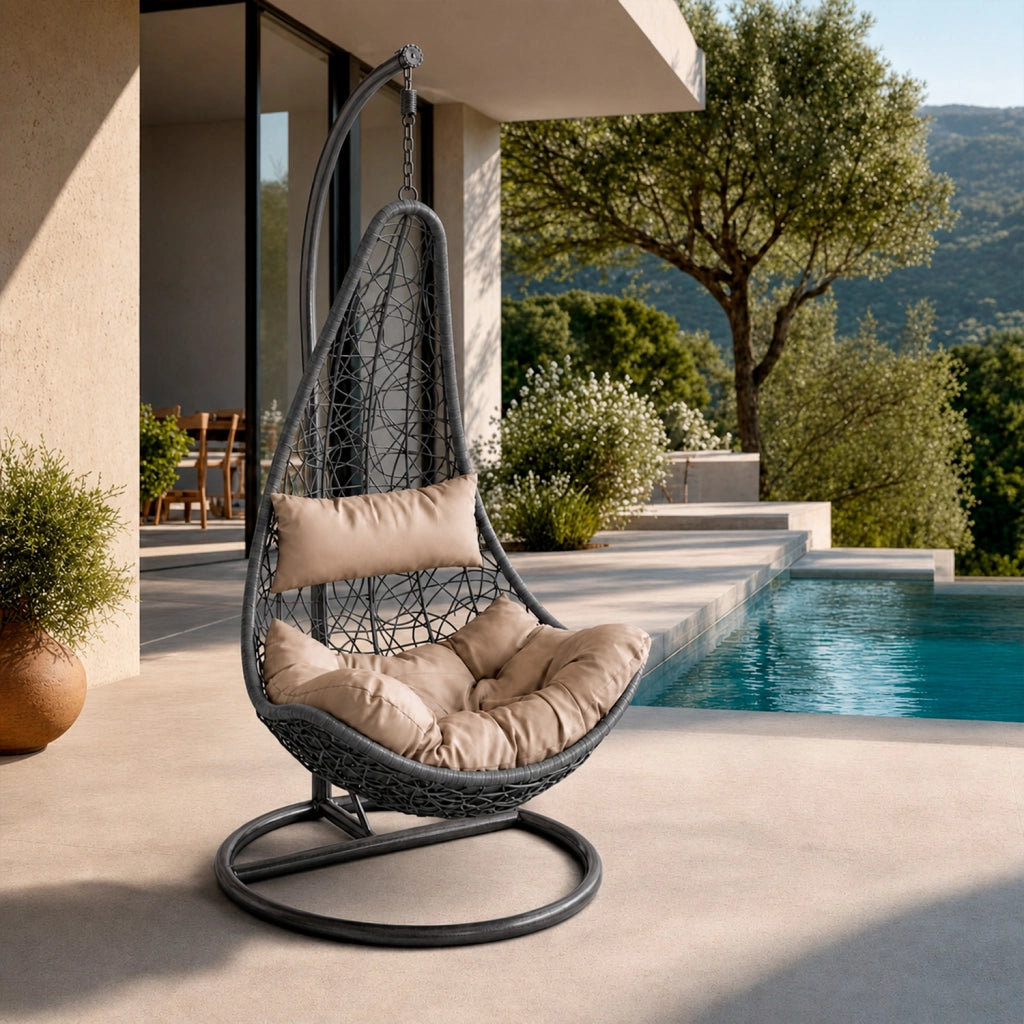 Poltrona Amaca Sospesa Con Telaio Indipendente In Metallo Seduta Ergonomica In Polyrattan E Cuscino Morbido Con Appoggiatesta Arredo Relax Per Giardino Patio Terrazzo 105 x 195 Cm Nero E Beige