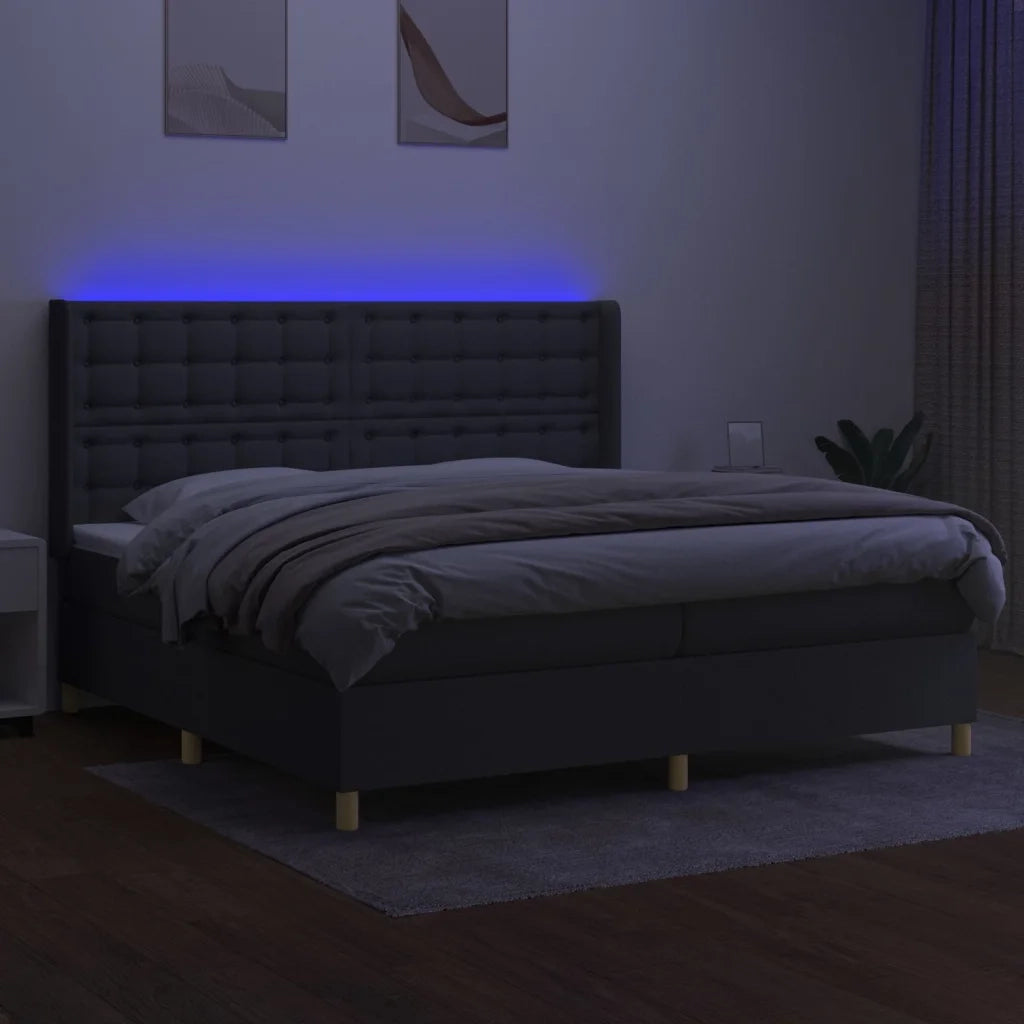Letto a Molle Materasso e LED Grigio Scuro 200x200cm in Tessuto 3139222