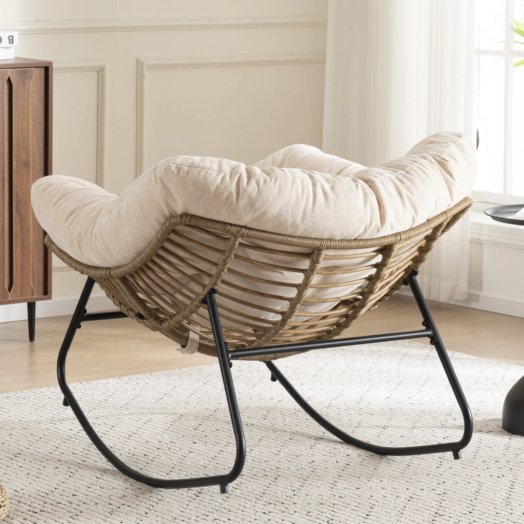Poltrona a dondolo papasan in chenille con struttura ergonomica e supporto stabile beige 96 × 58 × 31 cm