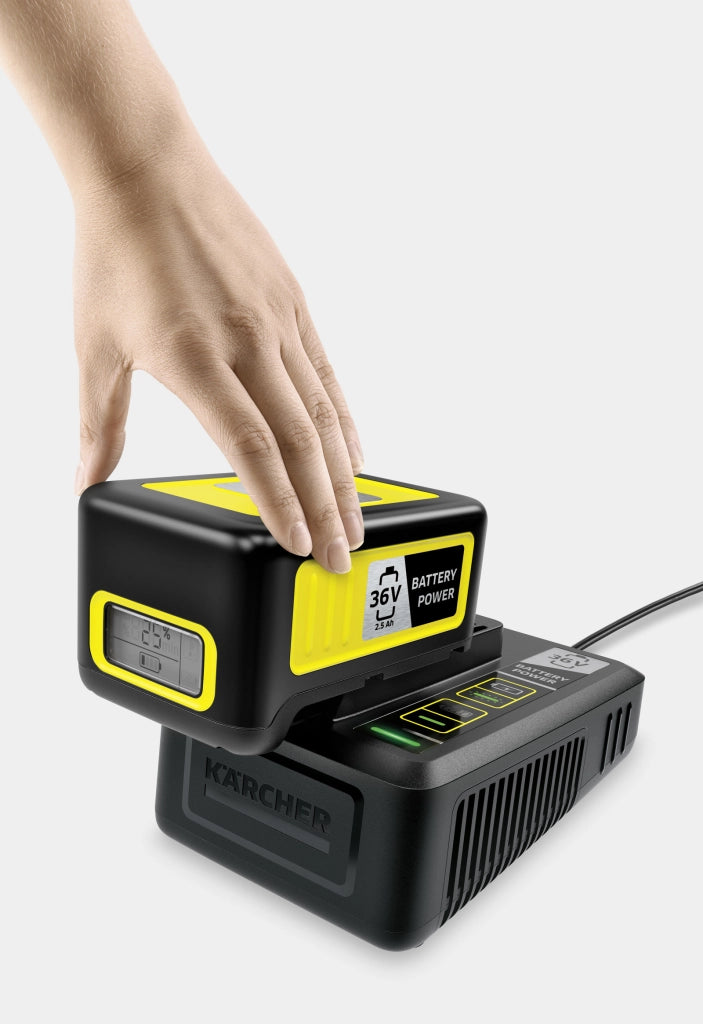 Karcher Starter Kit Battery 36/25: Batteria 36/25 + Caricabatterie rapido - compatibili con tutte le macchine con batteria 36V