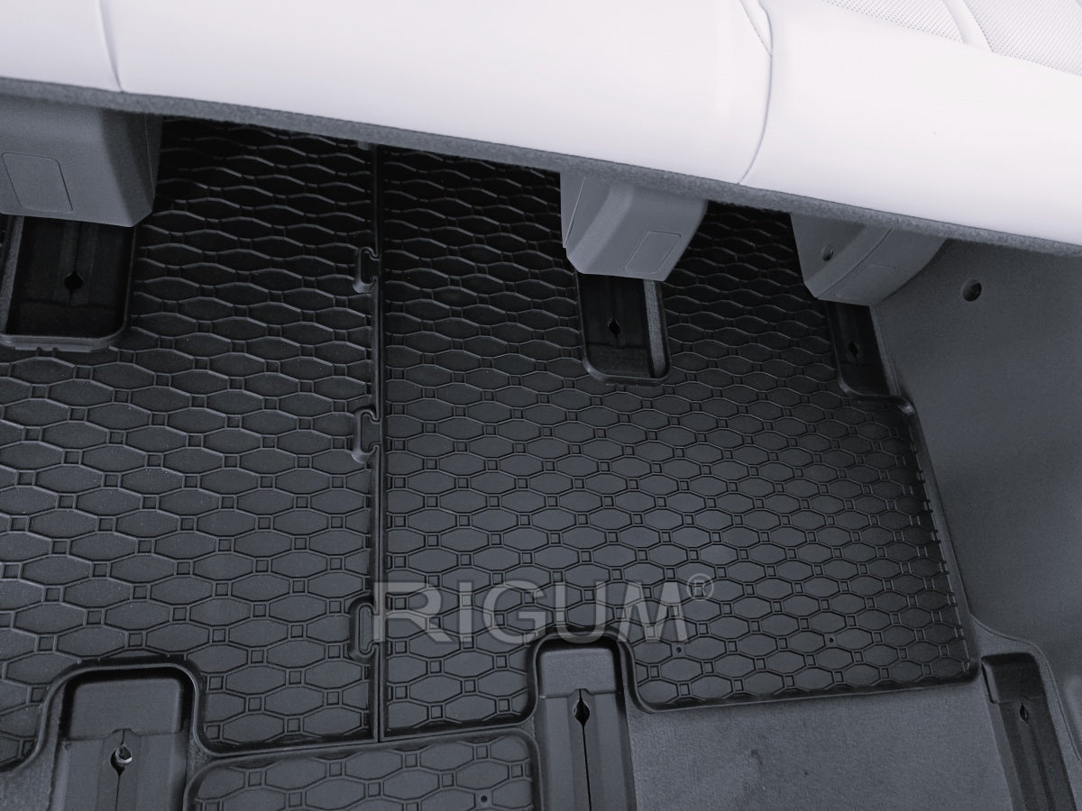 RIGUM905922, HYUNDAI Staria 2a+3a fila 7 posti 2022-