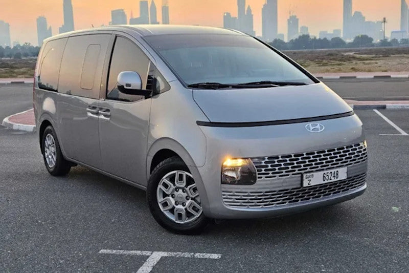 RIGUM905922, HYUNDAI Staria 2a+3a fila 7 posti 2022-