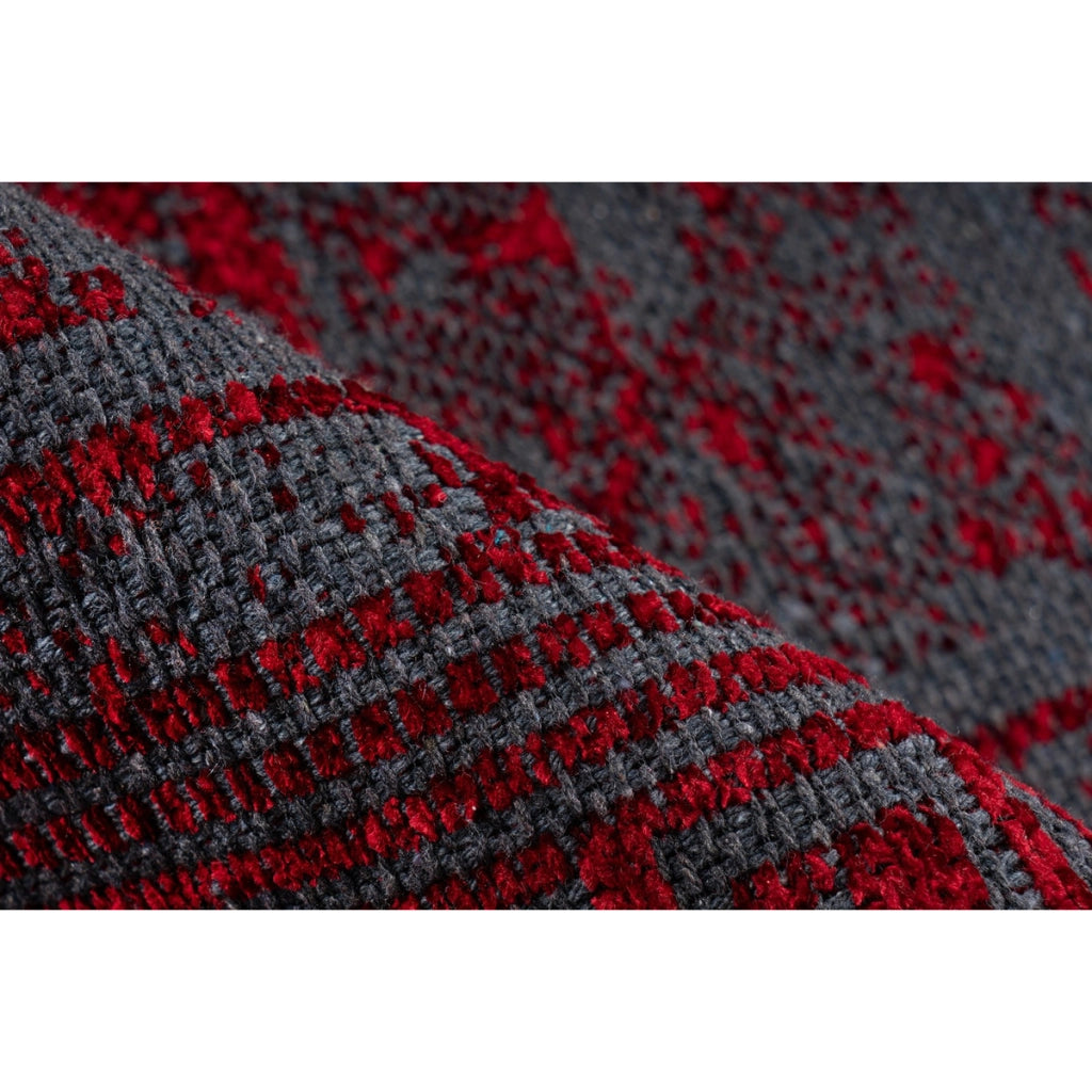 Tappeto Kalevi 300 Rosso in ciniglia con design a rilievo