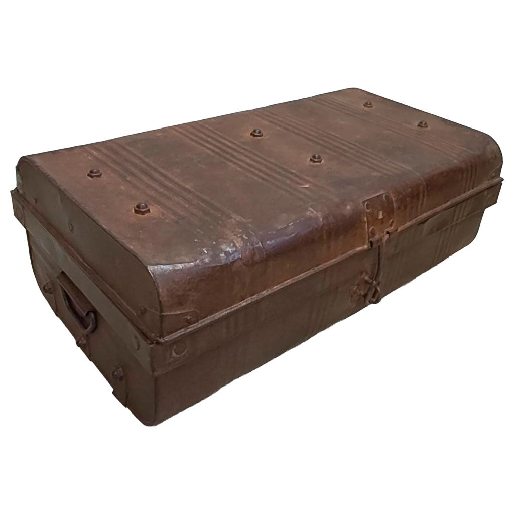Valigia artigianale in metallo, 67x37x25h cm