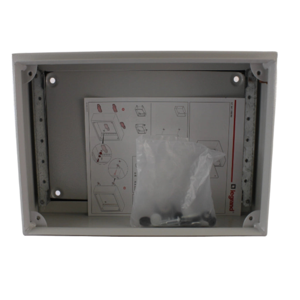 Cassetta H200 X 300 X 80 porta cieca Bticino
