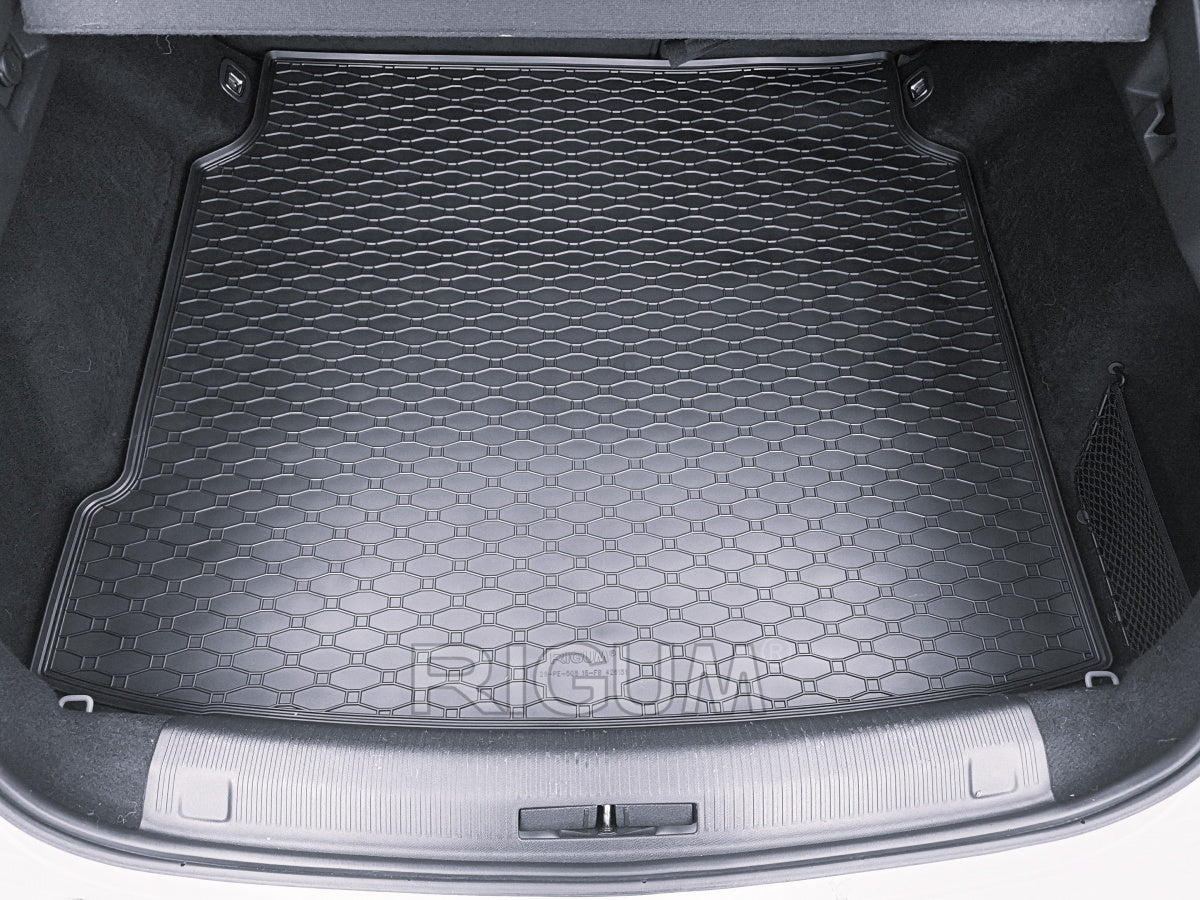 132B-426151 - Tappeto gomma baule - Peugeot 508 II FastBack dal 09/2018-, Compatibile anche per modelli PHEV Plug-In Hyb