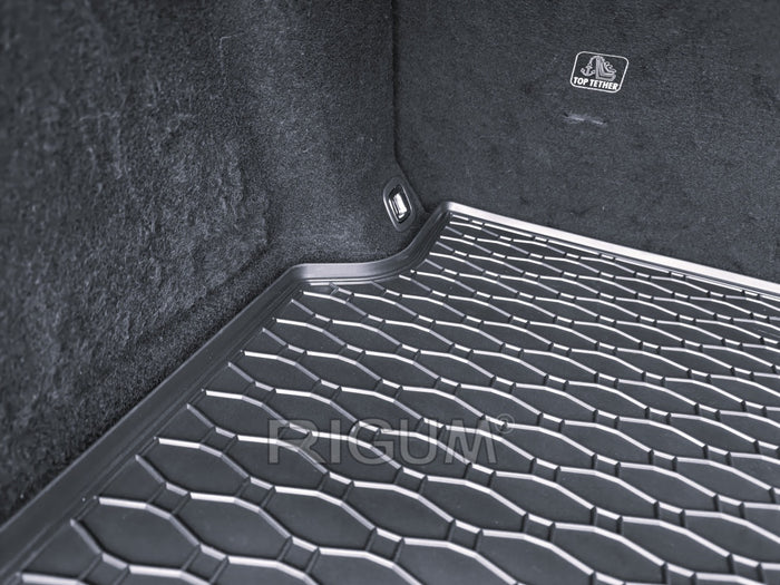 132B-426151 - Tappeto gomma baule - Peugeot 508 II FastBack dal 09/2018-, Compatibile anche per modelli PHEV Plug-In Hyb