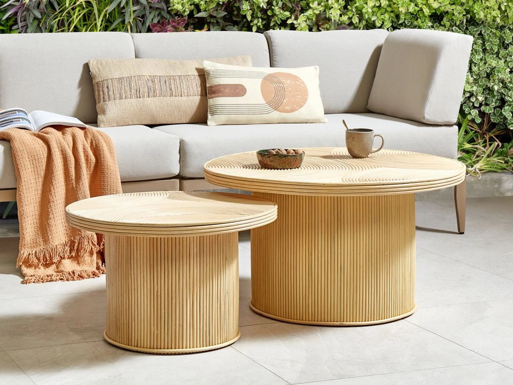 Set di 2 tavolini da caffè in rattan naturale con base rotonda in stile bohémien Ilios