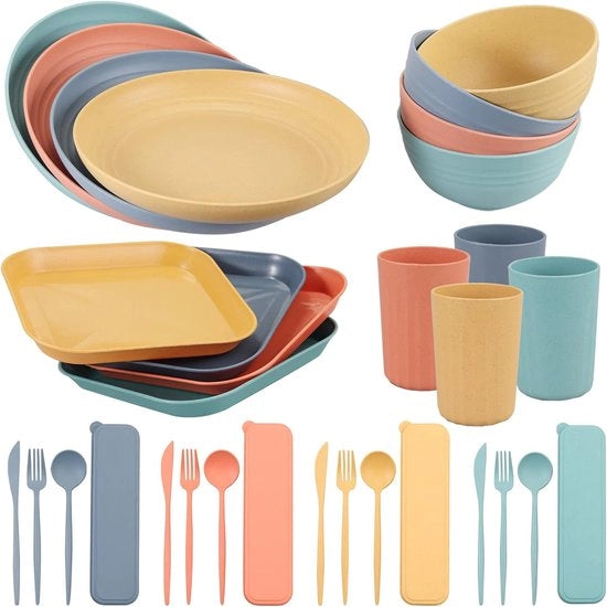 Set di servizio da campeggio 32 pezzi per 4 persone, leggero e resistente, riciclabile, con tazza, piatto, cucchiaio, forchetta da tavola, coltello da tavola, bicchiere per picnic e campeggio.