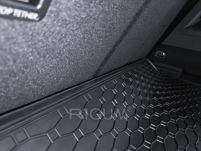 219B-437409 - Tappeto gomma baule - VW Tiguan 2024, Tiguan eTSI 2024- Posizione superiore e inferiore