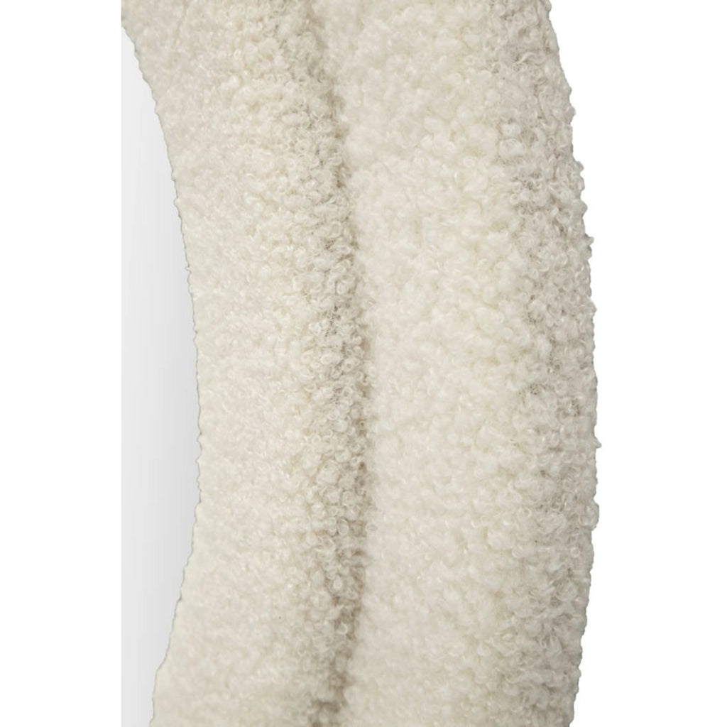 Specchio da parete Teddy wavy in bouclé crema 67x166 cm