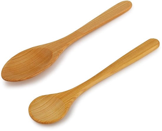 Set di Spiedi in Legno di Ciliegio 30cm - Protezione Antiscivolo per Piatti e Panni - Set di Cucina in Legno di Ciliegio Finemente Lavorato - Resistente al Calore e Antibatterico - 100% Prodotto Naturale di Origine UE - Cucina Senza Plastica e Salute