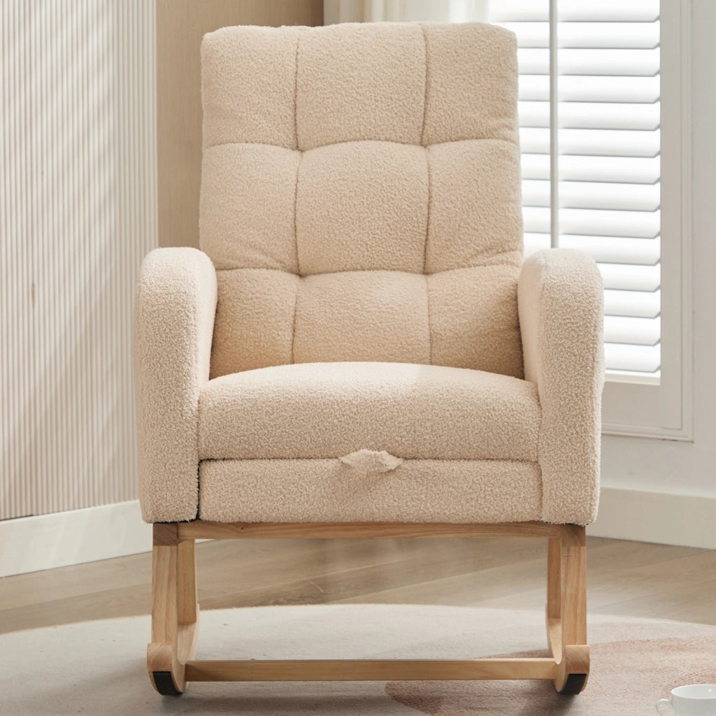 Poltrona a dondolo beige in boucl¨¦ con struttura in legno massello, schienale alto e tasca laterale