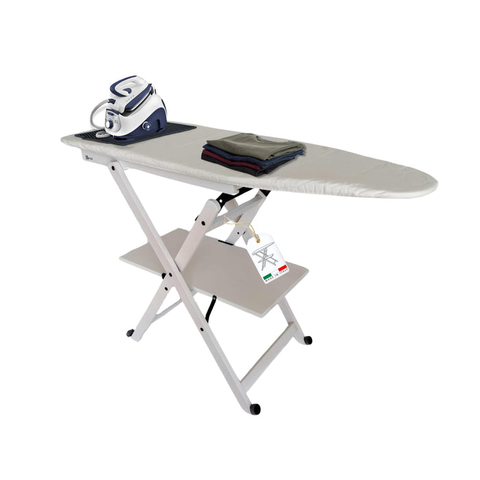 MOHOME Asse da Stiro Legno Faggio Pieghevole Salvaspazio Tappetino Silicone Portacaldaia Rotelle Trasportabili Dimensioni 123 x 89 x 48 cm Made in Italy Con Set 3 Grucce in Omaggio Colore: Bianco