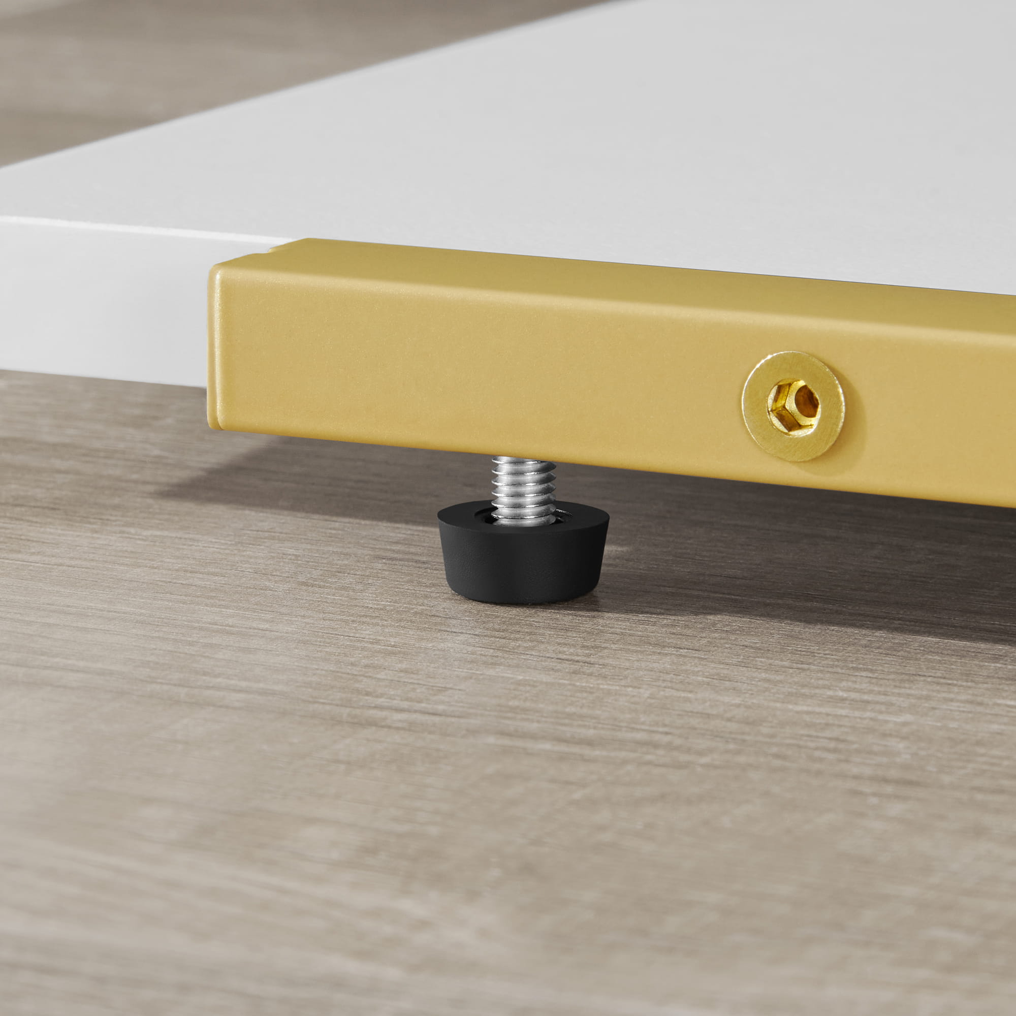 Portafiori Valora a 6 ripiani in marmo con struttura in ferro dorato per decorazione