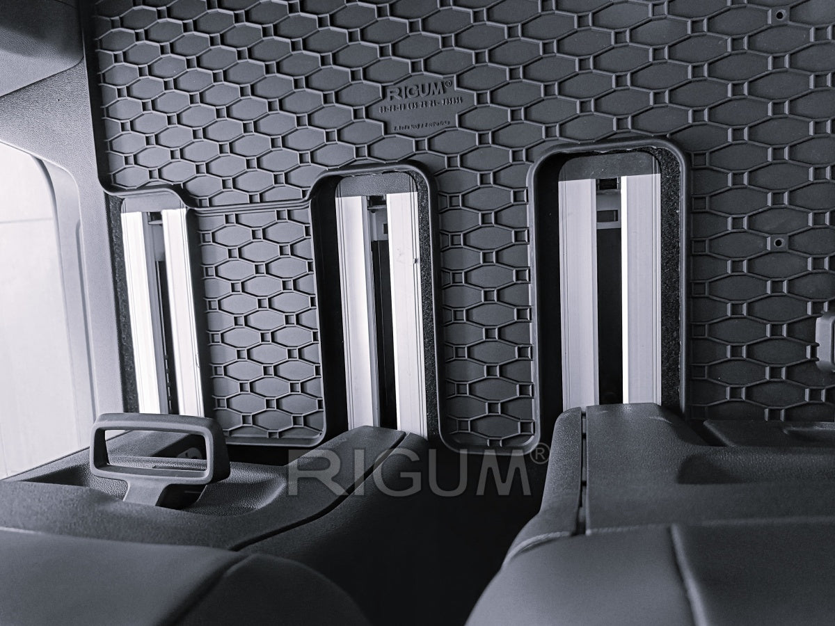 RIGUM905854 - Ford Tourneo Custom 8 posti dal 2024- Seconda fila