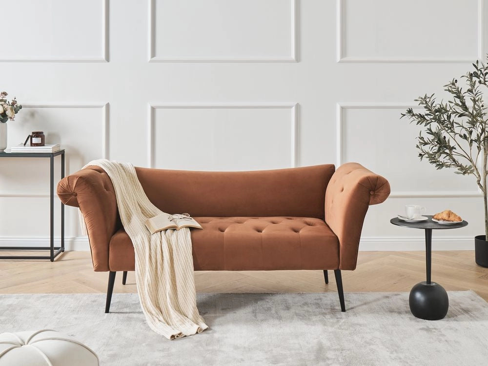 Chaise Longue in tessuto marrone dorato e Gambe con gambe in metallo dorato