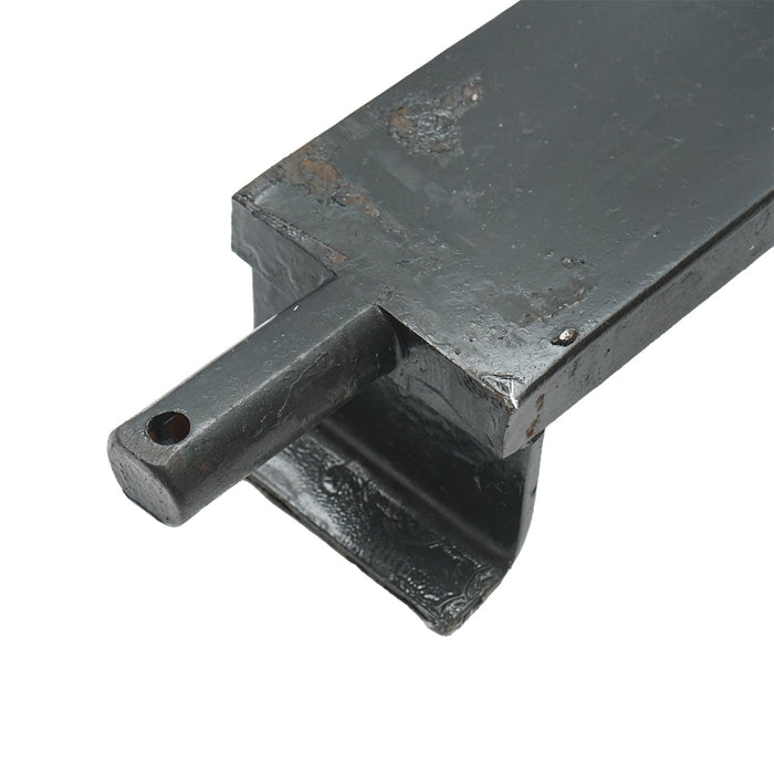 Gancio di traino in acciaio con alette di bloccaggio UTB U-650