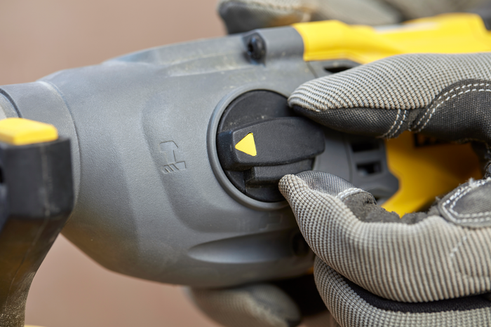 Stanley SFMCH900M22-QW – Tassellatore SDS-Plus 18V Brushless FATMAX® V20