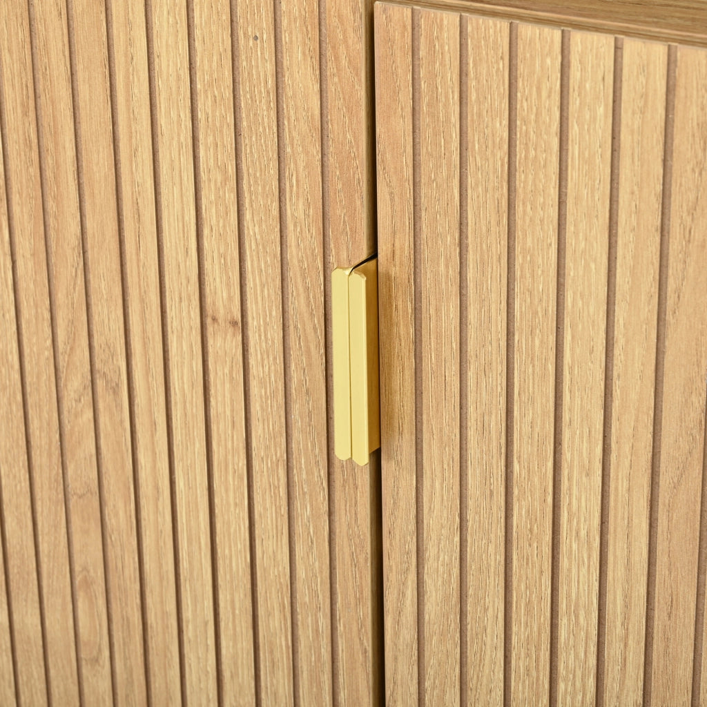 Sideboard moderno a 3 ante con struttura a linee verticali; 140 cm; in MDF e truciolare; naturale